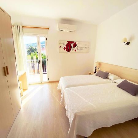 Habitaciones Camping Ferrer Пеніскола Екстер'єр фото