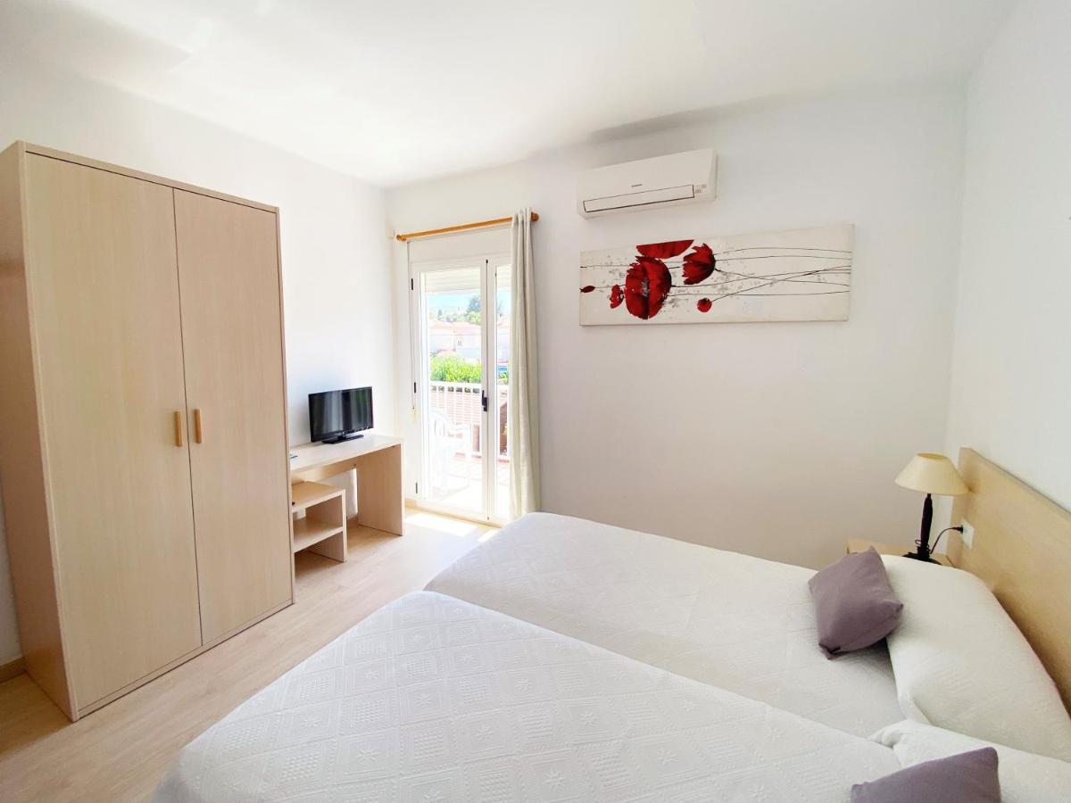 Habitaciones Camping Ferrer Пеніскола Екстер'єр фото