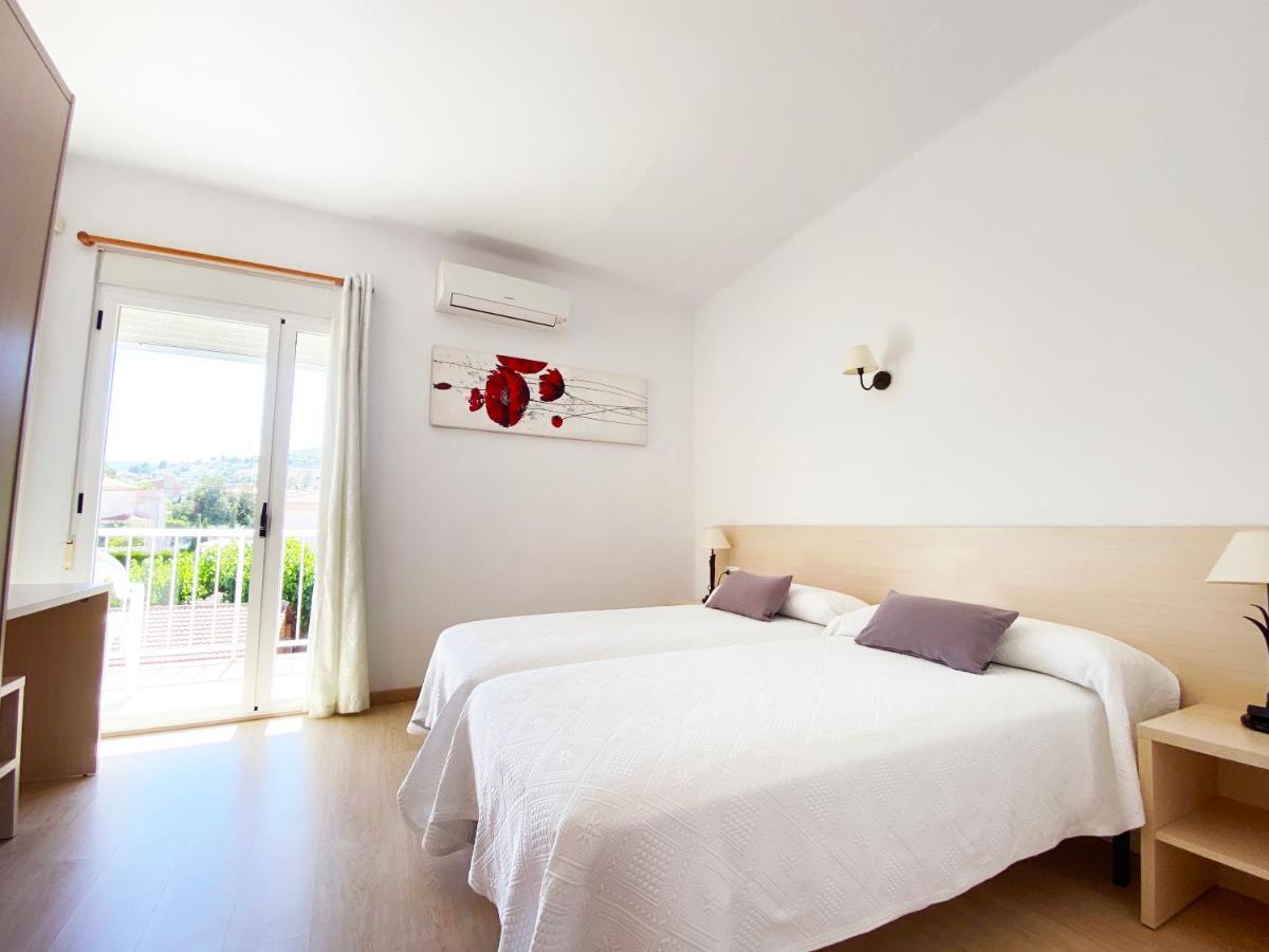 Habitaciones Camping Ferrer Пеніскола Екстер'єр фото