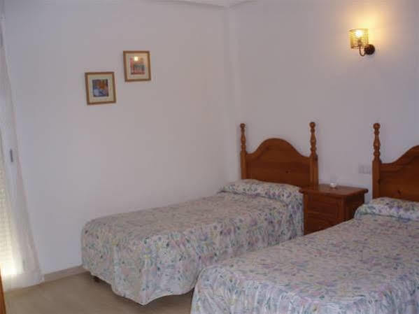 Habitaciones Camping Ferrer Пеніскола Екстер'єр фото
